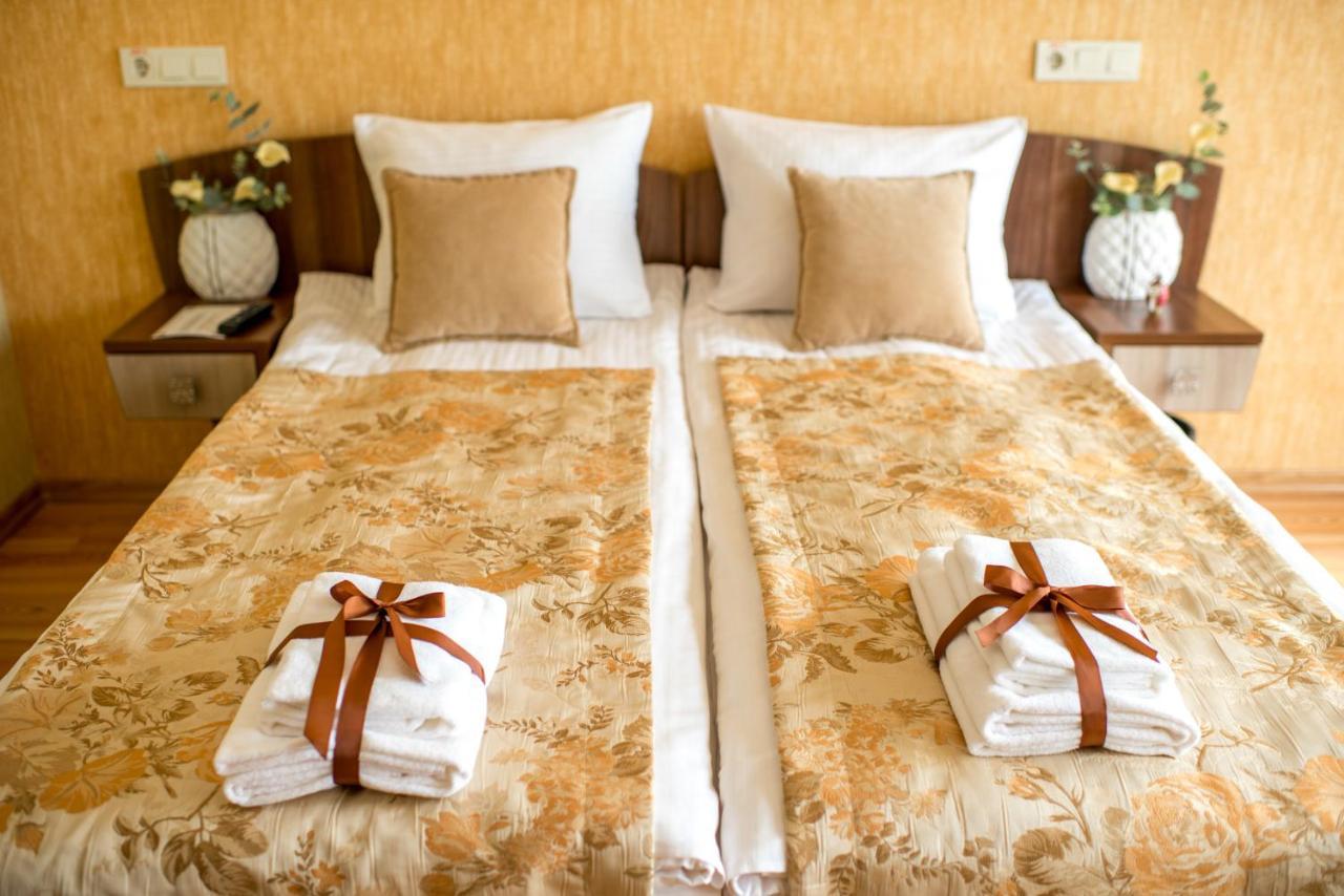 Hotel&Spa Pysanka: Relaxation Oasis with Saunas and Jacuzzi Lviv Exterior photo