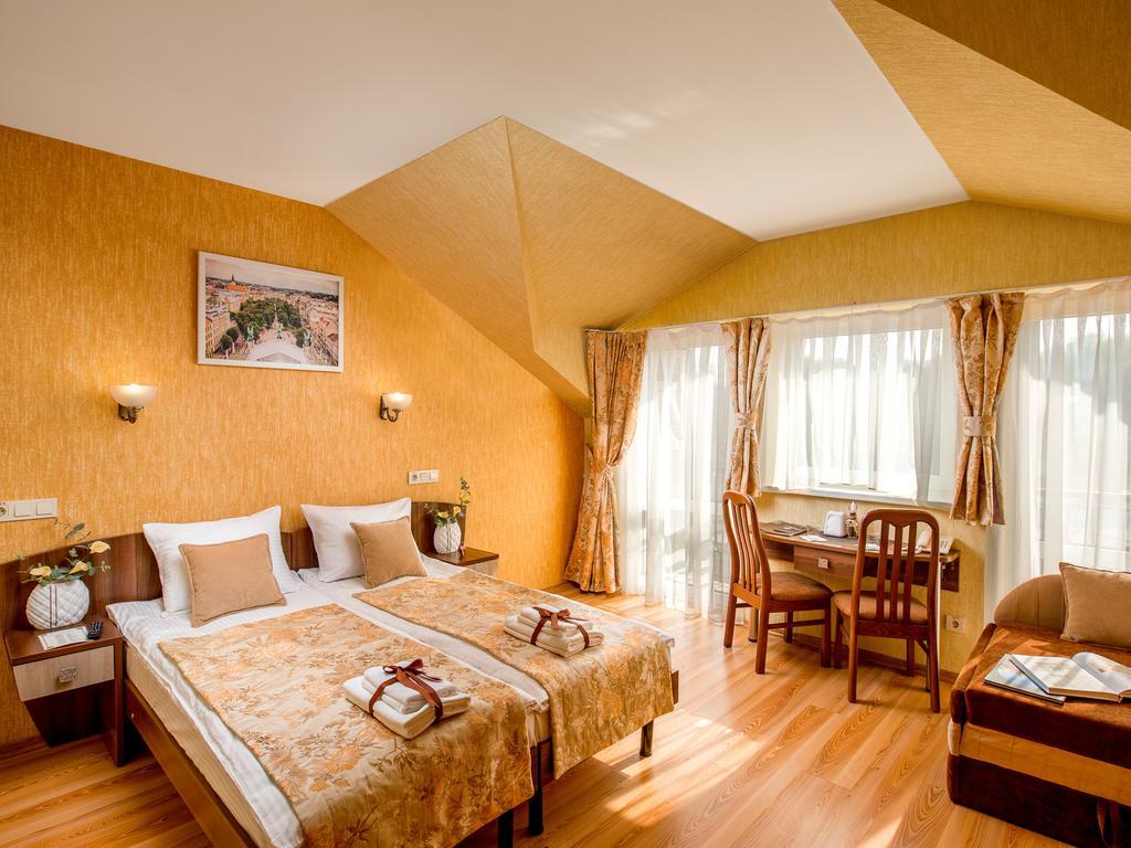 Hotel&Spa Pysanka: Relaxation Oasis with Saunas and Jacuzzi Lviv Room photo