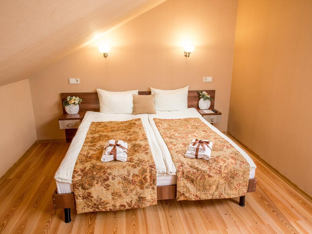 Hotel&Spa Pysanka: Relaxation Oasis with Saunas and Jacuzzi Lviv Exterior photo
