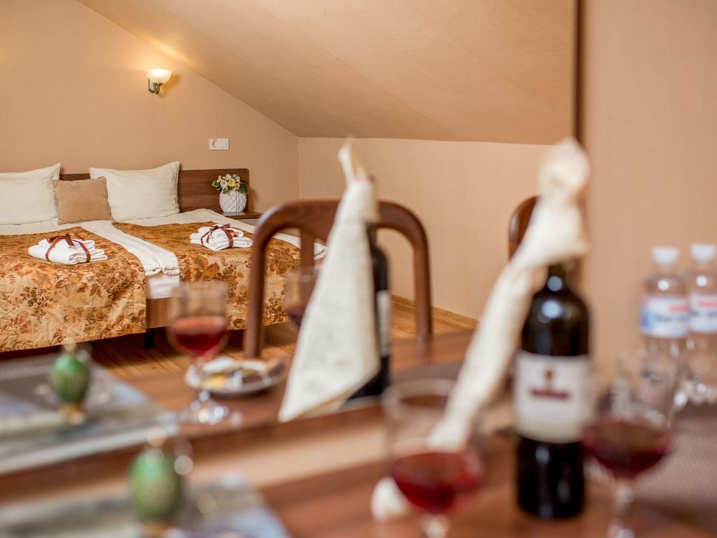 Hotel&Spa Pysanka: Relaxation Oasis with Saunas and Jacuzzi Lviv Exterior photo