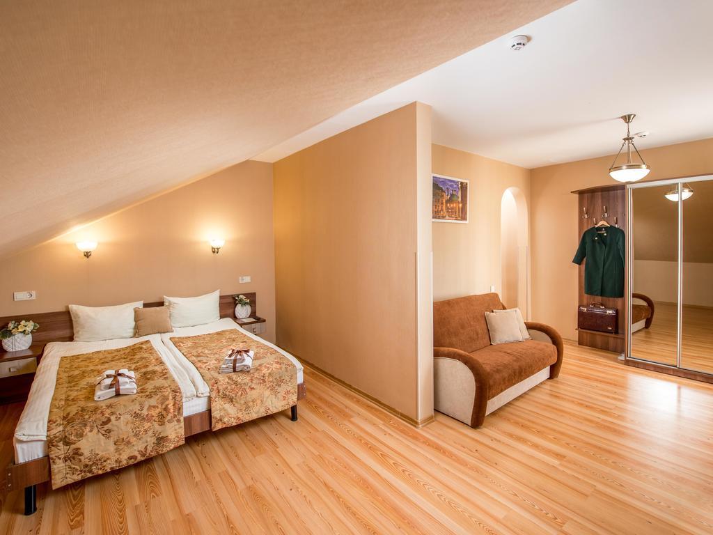 Hotel&Spa Pysanka: Relaxation Oasis with Saunas and Jacuzzi Lviv Exterior photo